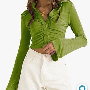 LYANER Women's Collar Button Down Ruched Long Sleeve Fitted Crop Tee Shirt